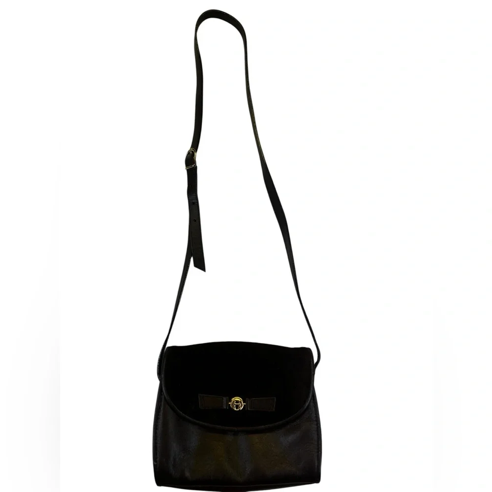 Vintage Etienne Aigner Dark Brown Leather & Suede Crossbody with gold hardware